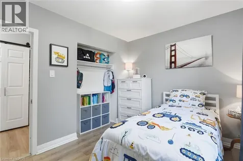 757 Burgess Avenue Hamilton ON L8H 6J5