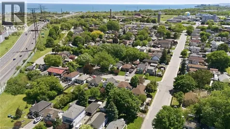 757 Burgess Avenue Hamilton ON L8H 6J5