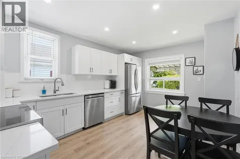 757 Burgess Avenue Hamilton ON L8H 6J5