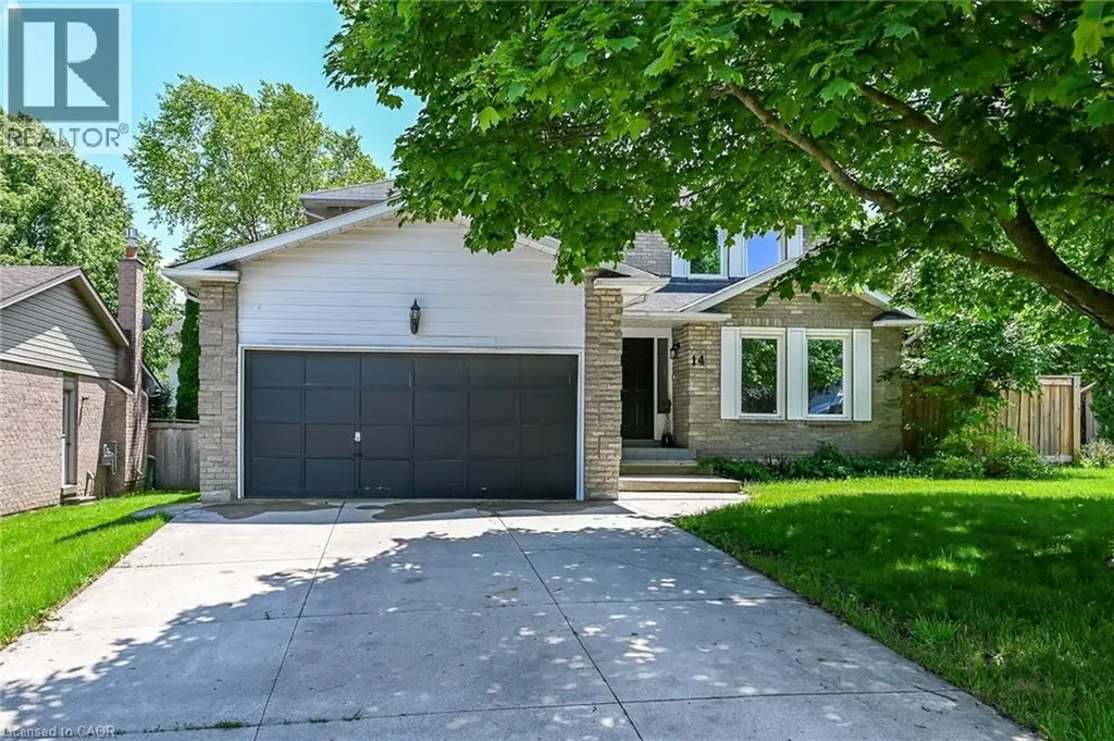 14 Lennard Crescent Dundas ON L9H 6S5