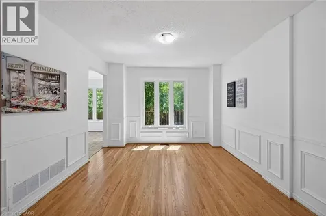 14 Lennard Crescent Dundas ON L9H 6S5