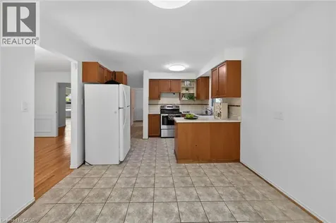 14 Lennard Crescent Dundas ON L9H 6S5