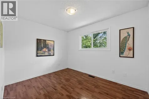14 Lennard Crescent Dundas ON L9H 6S5