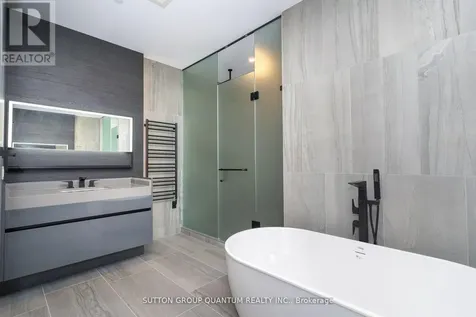55 Port Street East Mississauga (port Credit) ON L5G 4P3