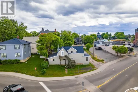 415 First Street South Kenora ON P9N 1C7