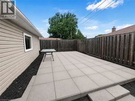 144 Winchester Boulevard Hamilton ON L8T 2N2