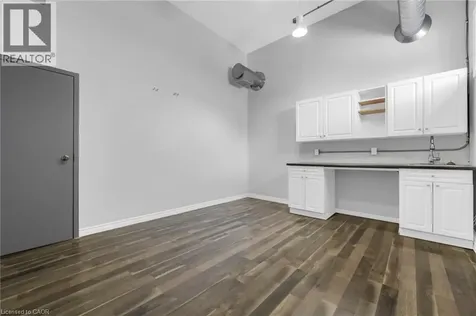 16 Myrtle Avenue Hamilton ON L8M 2E9