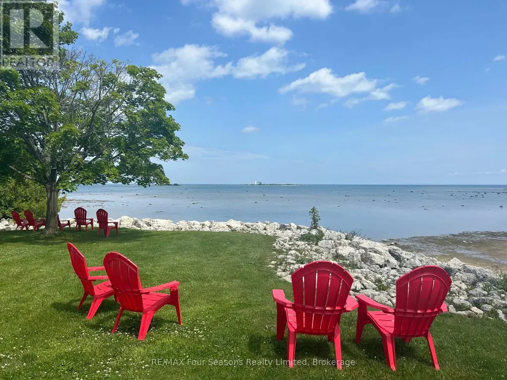 25 Starboard Road Collingwood ON L9Y 5C8
