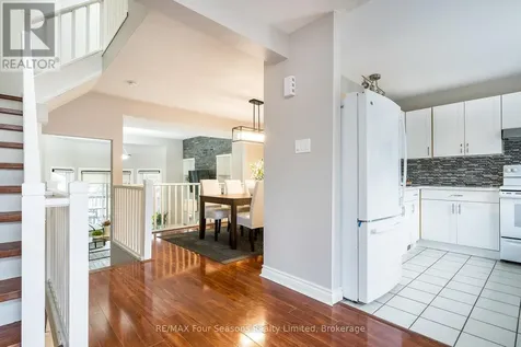 25 Starboard Road Collingwood ON L9Y 5C8