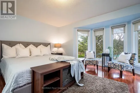 25 Starboard Road Collingwood ON L9Y 5C8