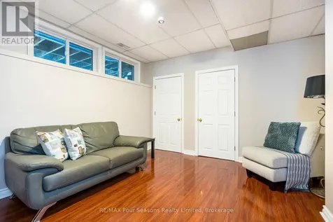 25 Starboard Road Collingwood ON L9Y 5C8