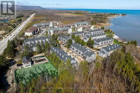 25 Starboard Road Collingwood ON L9Y 5C8