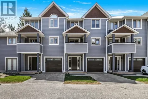 25 Starboard Road Collingwood ON L9Y 5C8