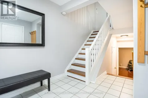 25 Starboard Road Collingwood ON L9Y 5C8