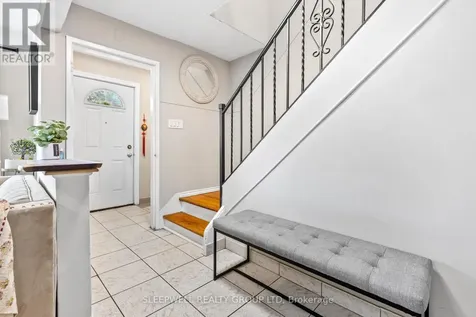 1486 Lepage Avenue Ottawa ON K1Z 8C9