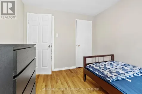 1486 Lepage Avenue Ottawa ON K1Z 8C9
