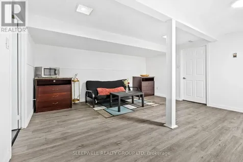 1486 Lepage Avenue Ottawa ON K1Z 8C9