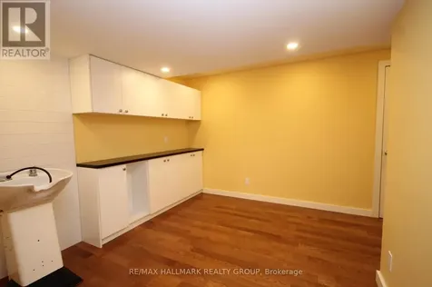 204 Dunbarton Court Ottawa ON K1K 4L7