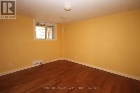 204 Dunbarton Court Ottawa ON K1K 4L7