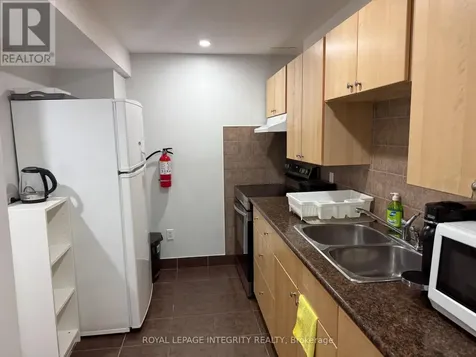 219 Lucinda Crescent Ottawa ON K1W 0A1