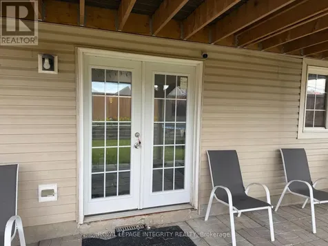 219 Lucinda Crescent Ottawa ON K1W 0A1