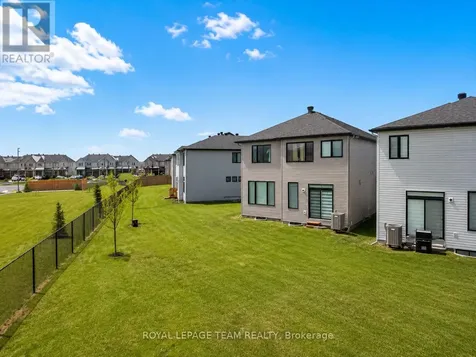 290 Turnbuckle Crescent Ottawa ON K2J 7B7