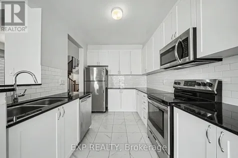 523 Catleaf Row Ottawa ON K4A 5J2
