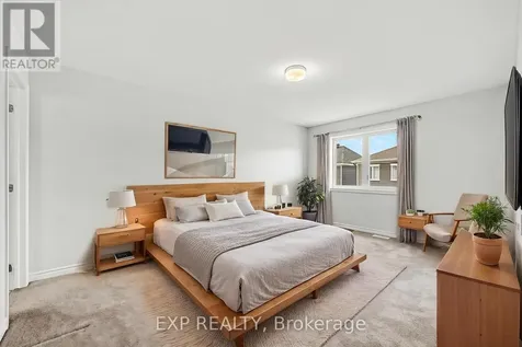 523 Catleaf Row Ottawa ON K4A 5J2