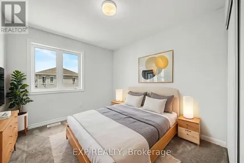 523 Catleaf Row Ottawa ON K4A 5J2