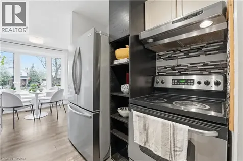 10 Burke Drive Caledonia ON N3W 1C3