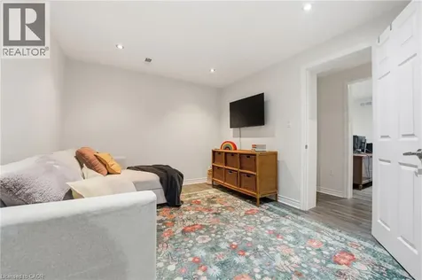 10 Burke Drive Caledonia ON N3W 1C3