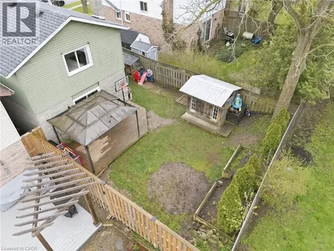 10 Burke Drive Caledonia ON N3W 1C3