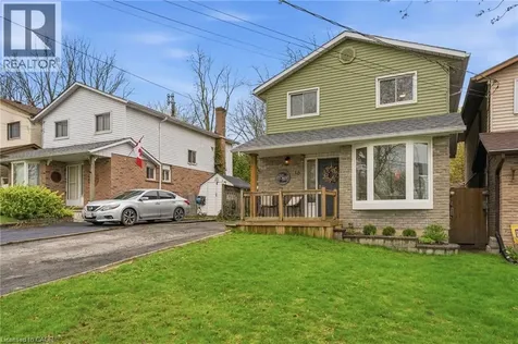 10 Burke Drive Caledonia ON N3W 1C3