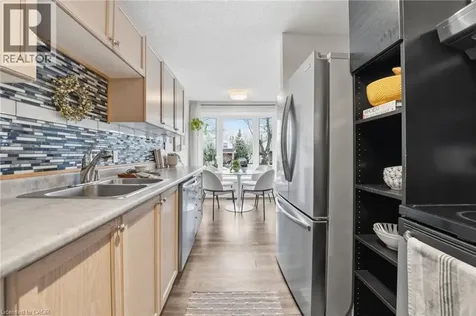 10 Burke Drive Caledonia ON N3W 1C3