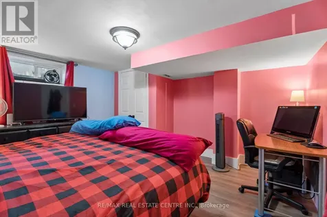 871 Penetanguishene Road Oro-medonte ON L4M 4Y8