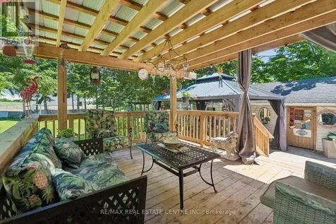 871 Penetanguishene Road Oro-medonte ON L4M 4Y8