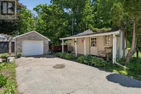 871 Penetanguishene Road Oro-medonte ON L4M 4Y8