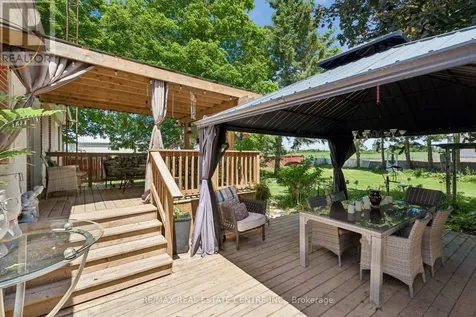 871 Penetanguishene Road Oro-medonte ON L4M 4Y8