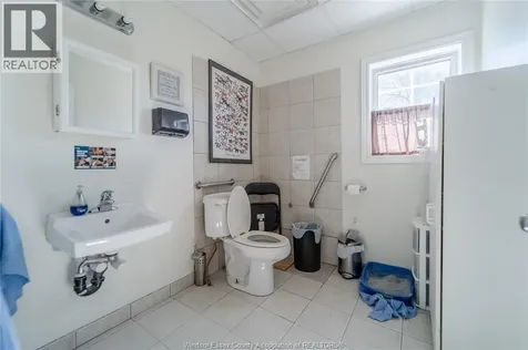 5285 Manning Road Tecumseh ON N0R 1K0