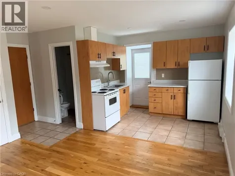 73 Wellington Street Cambridge ON N1R 3Y6