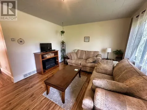 120 7th Street Nipigon ON P0T 2J0