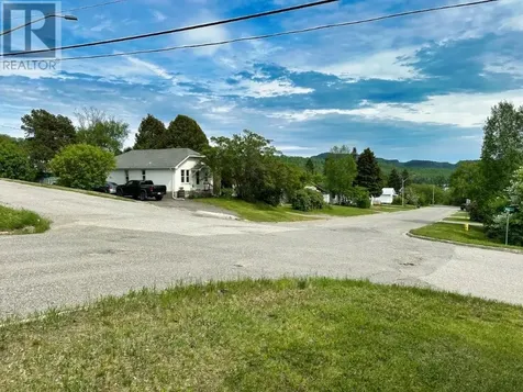 120 7th Street Nipigon ON P0T 2J0