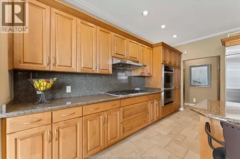 24 Sandy Lake Leamington ON N8H 5J3