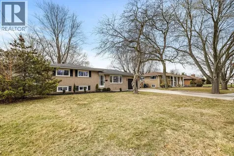 4385 Huron Church Line Road Lasalle ON N8H 1H3