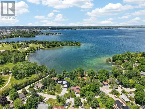 608 Moberley Avenue Orillia ON L3V 6R6