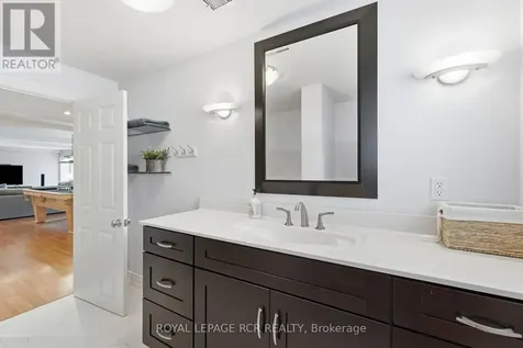 21324 Mccowan Road East Gwillimbury ON L0G 1M0