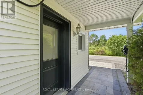 21324 Mccowan Road East Gwillimbury ON L0G 1M0