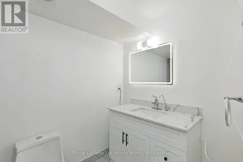 213 Marsh Street Blue Mountains ON N0H 1J0