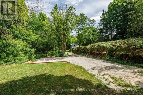 213 Marsh Street Blue Mountains ON N0H 1J0