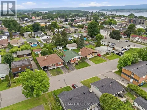444 Mary Street Hawkesbury ON K6A 2C7